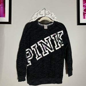 VS pink crewneck 💜
